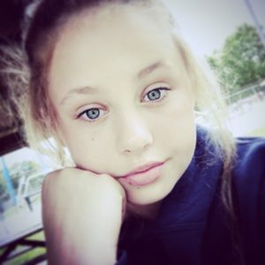 Meet your Posher, Billie